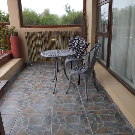 A1 Kynaston Self Catering Or Bed And Breakfast Jeffreys Bay Εξωτερικό φωτογραφία