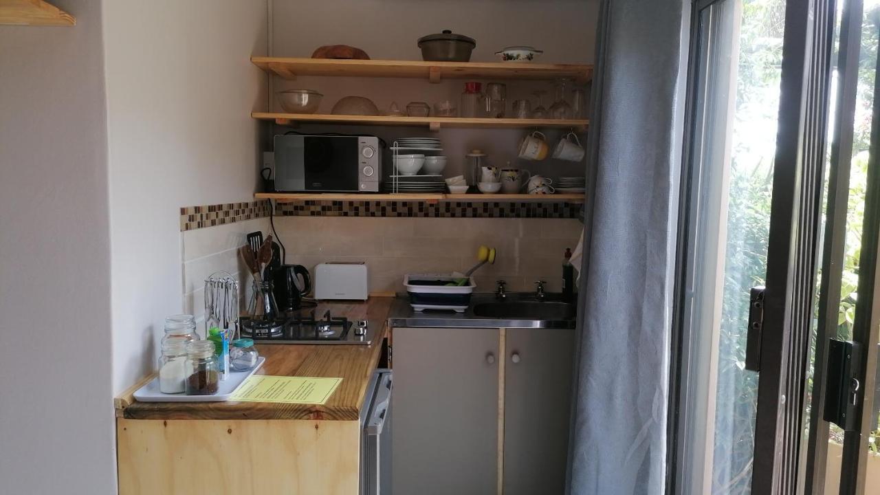A1 Kynaston Self Catering Or Bed And Breakfast Jeffreys Bay Εξωτερικό φωτογραφία