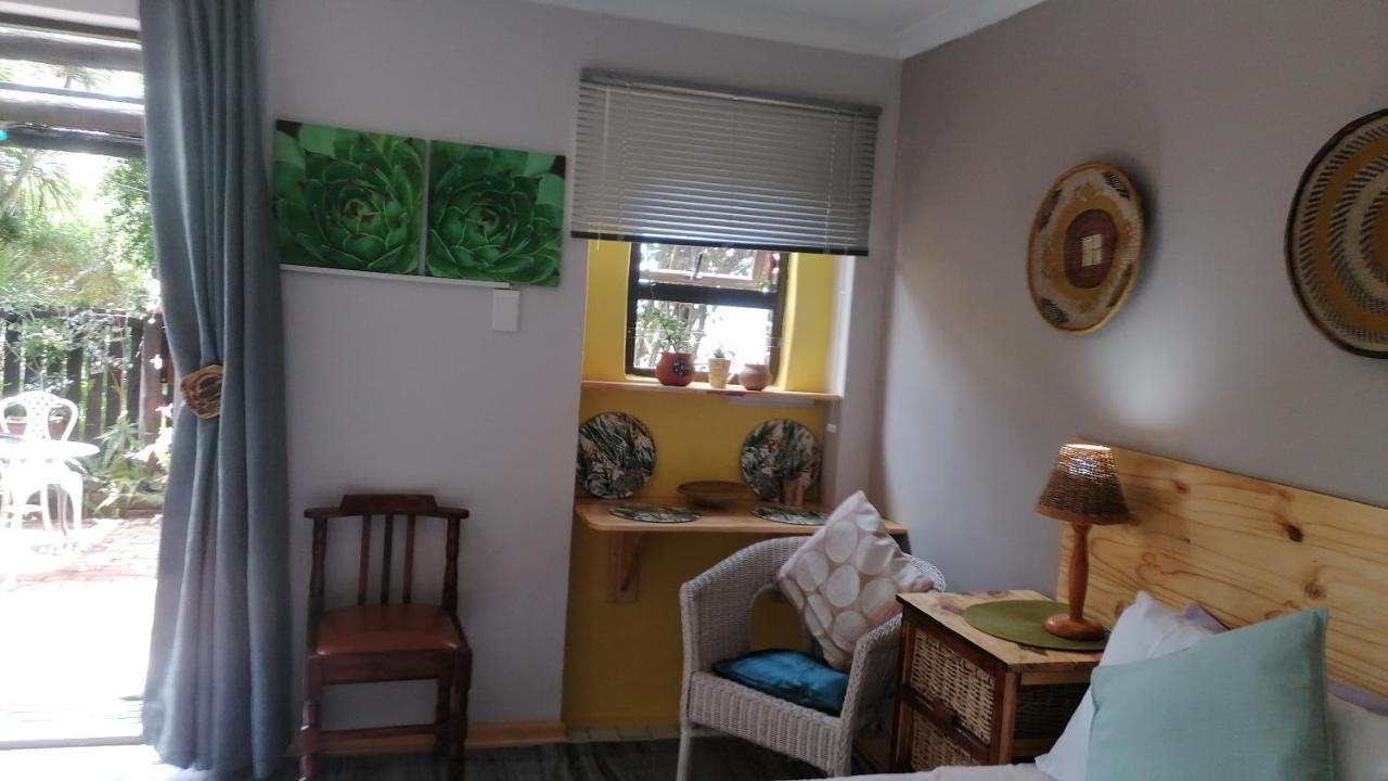 A1 Kynaston Self Catering Or Bed And Breakfast Jeffreys Bay Εξωτερικό φωτογραφία